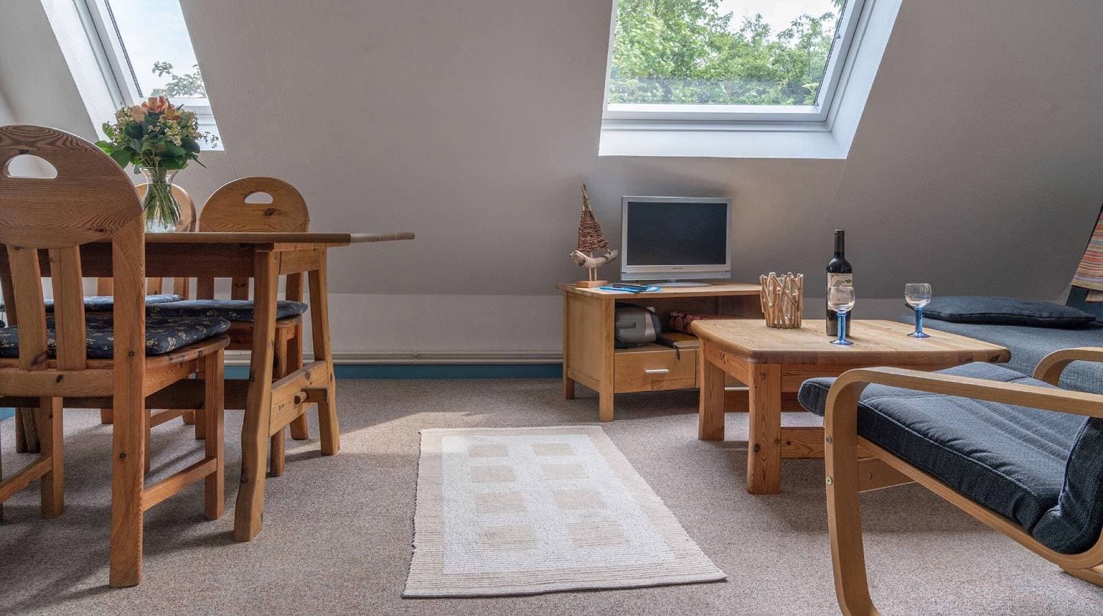 Foto 4 von 12: Ferienwohnung Silbermöwe mit Gemeinschaftsterrasse, Gemeinschaftsgarten und Wi-Fi