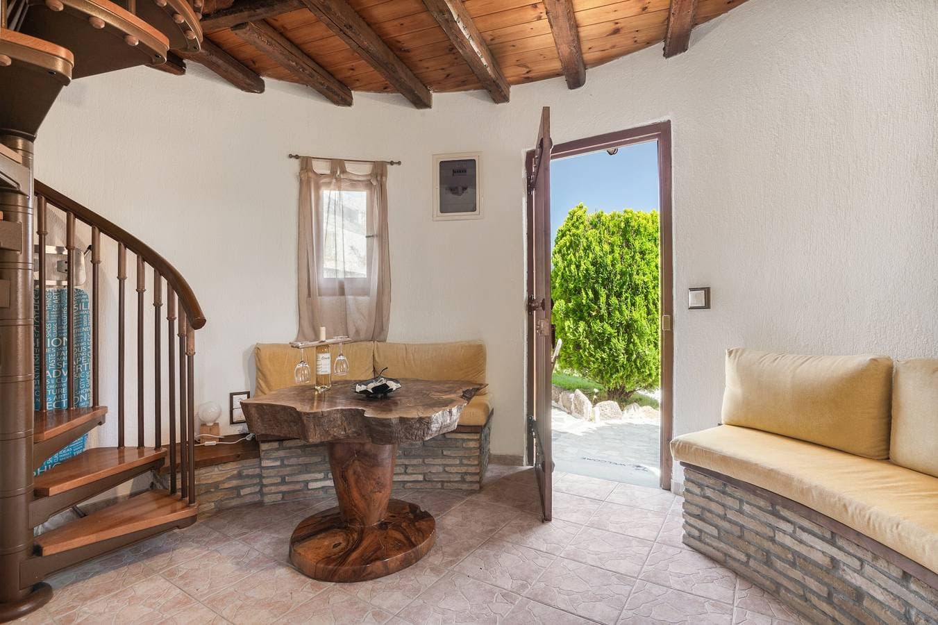 Foto 4 von 32: Traditionelle Mühle Oneira Villas