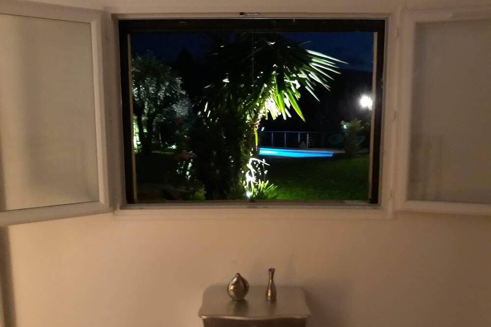 Foto 11 von 23: Superb Apt 3p garden level villa with pool
