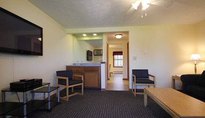 Foto 3 von 18: Nautical Mile Resort