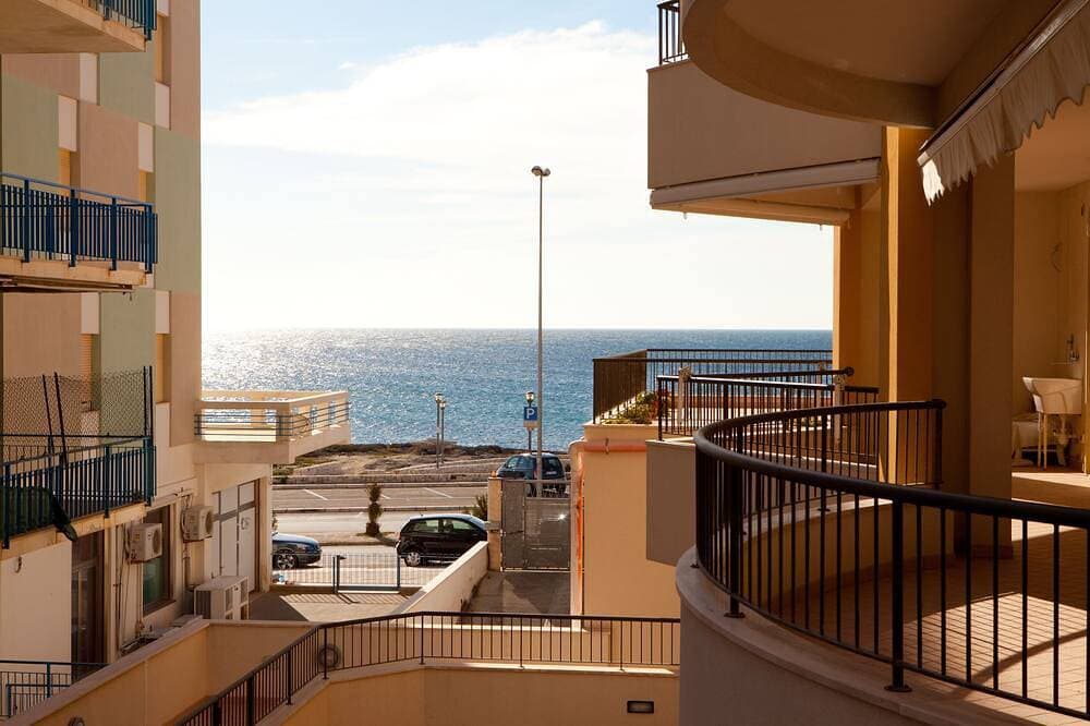 Appartement am Meer in Residence Rosa Virginia Pool 1