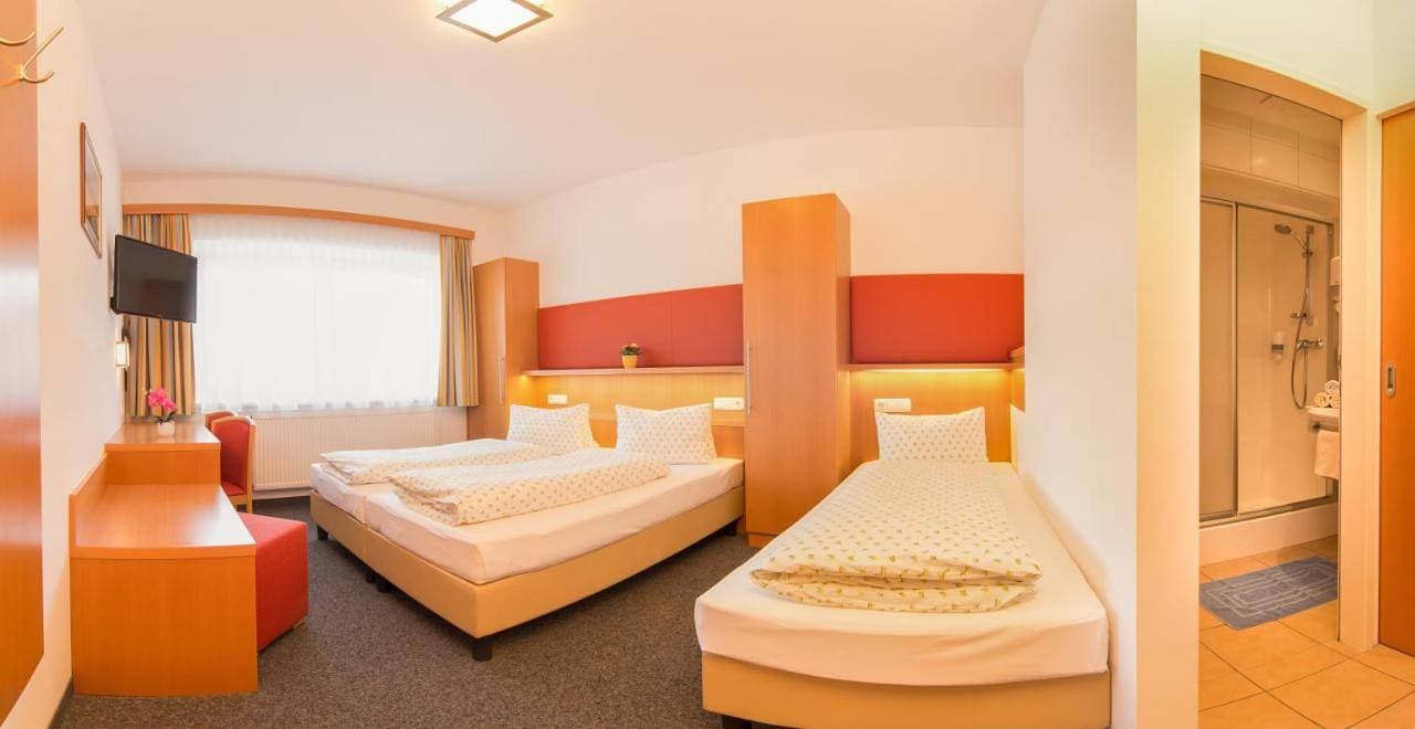 Foto 6 von 9: Triple Room