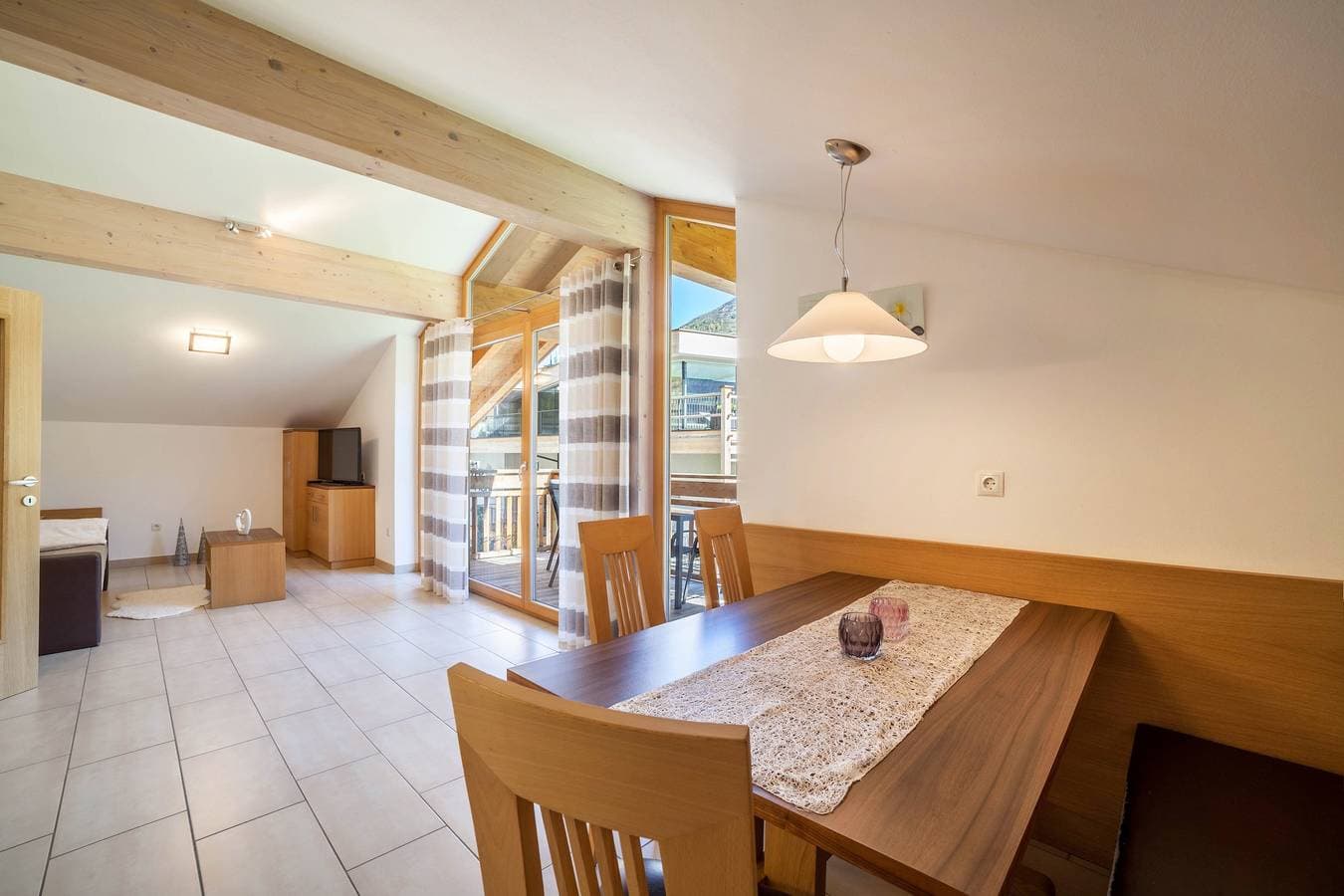 Foto 9 von 37: Ferienwohnung "Edelweiß" mit Pistenzugang, privater Terrasse und WLAN