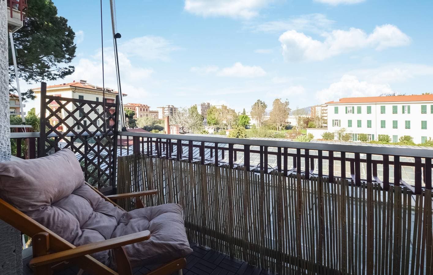 Foto 5 von 15: Modernes Apartment mit Terrasse und Parkplatz 1,5 km vom Strand entfernt