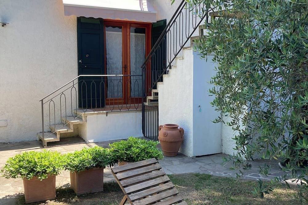 La Casa di Mishka 1