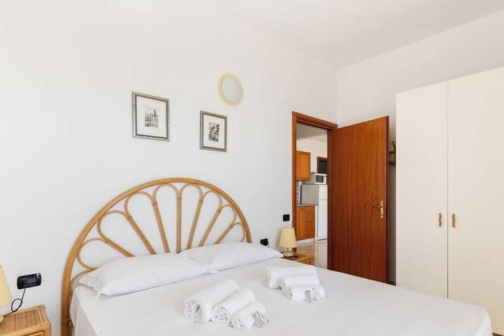 Foto 5 von 30: Is Feminas 25 – Wake up just moments from the sea 🌊☀️