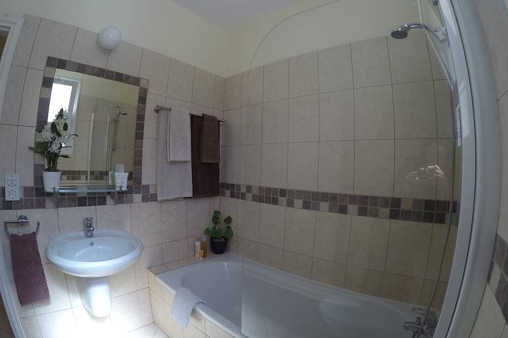Foto 7 von 15: Kato Paphos Suites - 1-Bed Apartment, Great location, Pool view, Wi-Fi & a/c.