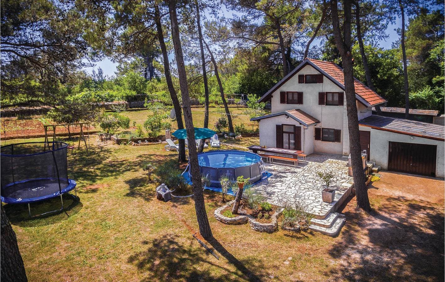 Charmantes Apartment mit Pool, WLAN und Parkplatz in der Nähe des Stadtzentrums von Gajana 1