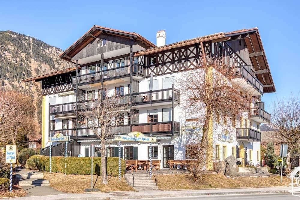 Foto 8 von 25: Ferienwohnung am Walchensee,W-Lan, mit eigenem Seegrundstück+Pkw Parkplatz