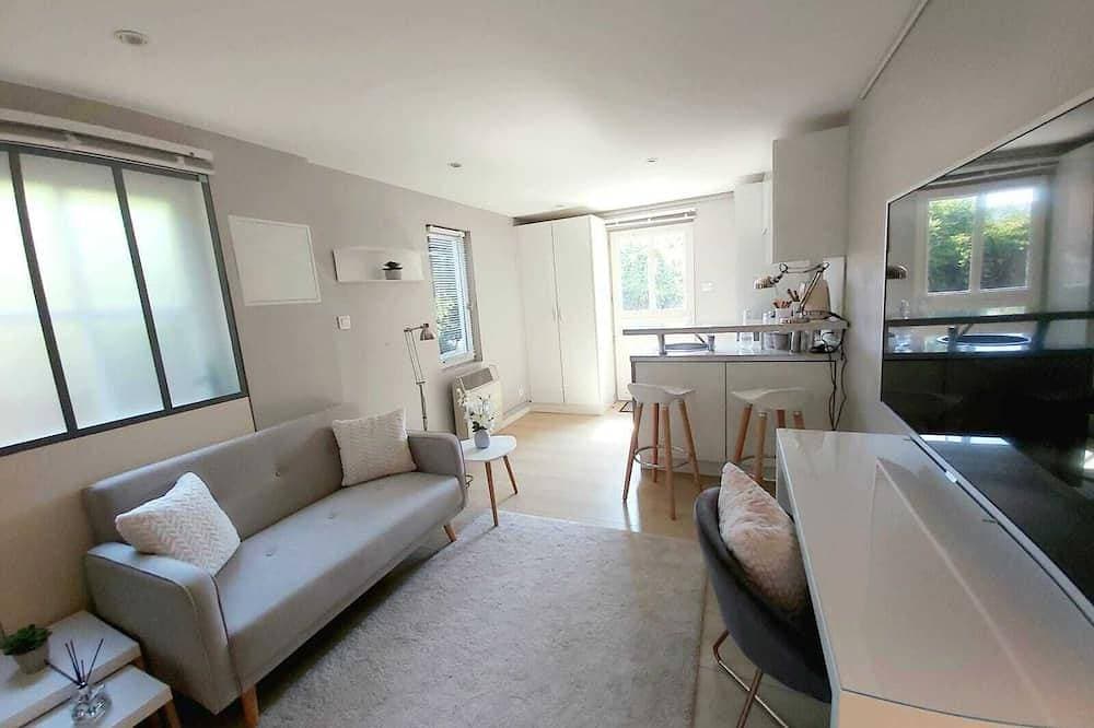 Foto 4 von 17: Very charming studio in Lyon on a \"Cosy & Romantic\" courtyard