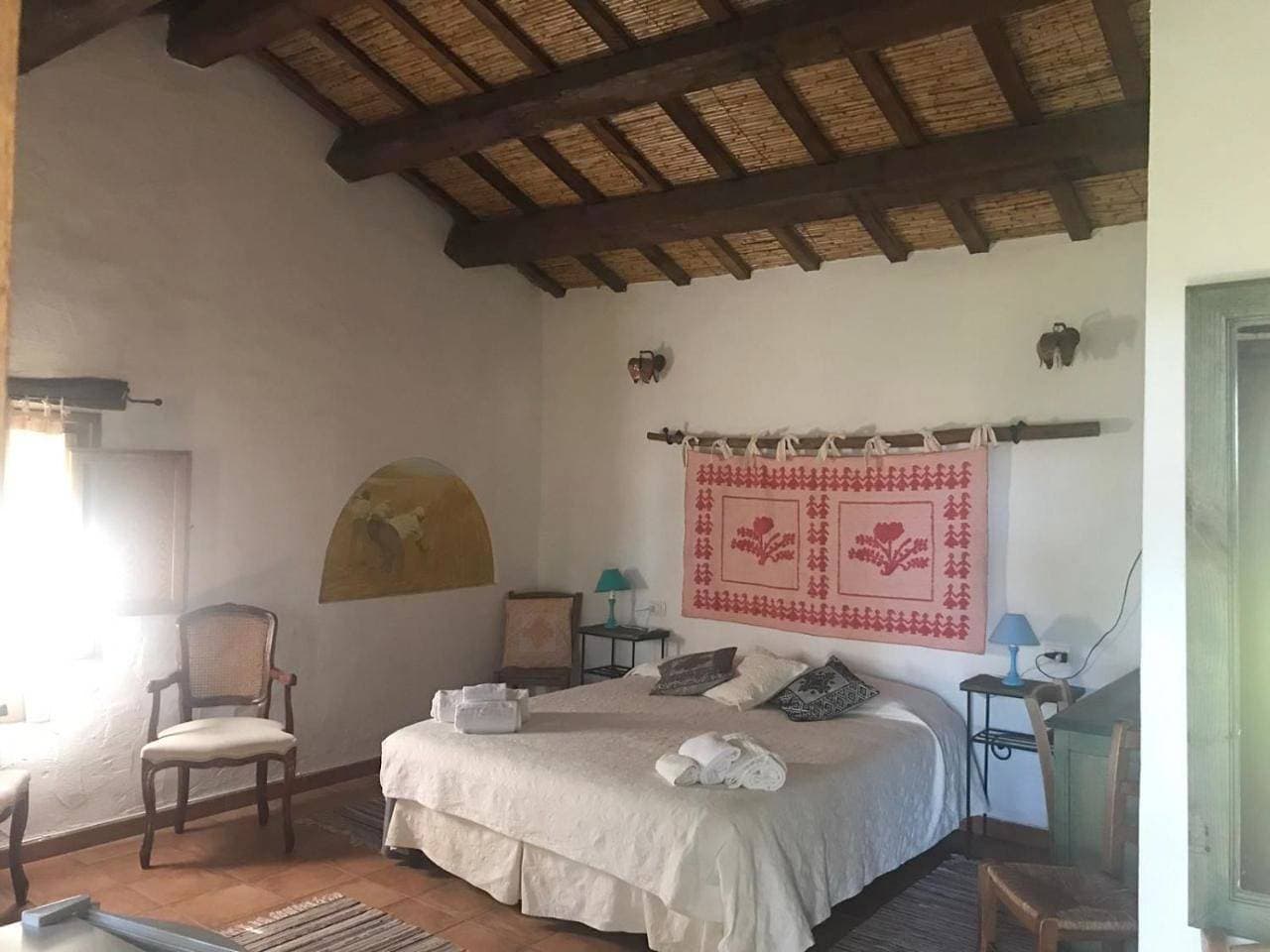 Foto 4 von 12: Double Room - Annex