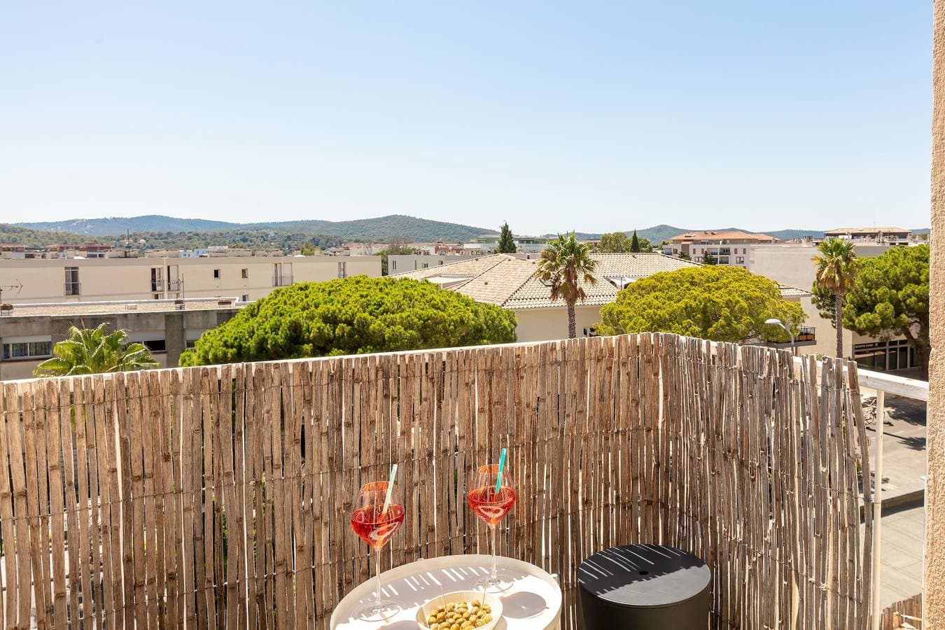 Foto 9 von 17: Ferienwohnung für 4 Personen mit Balkon