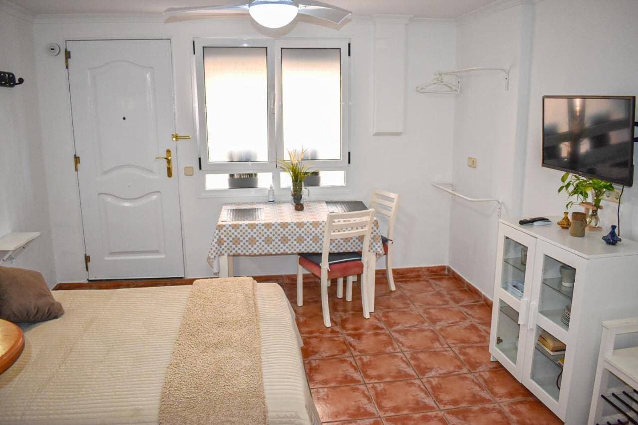 Foto 4 von 42: Studio Apartment