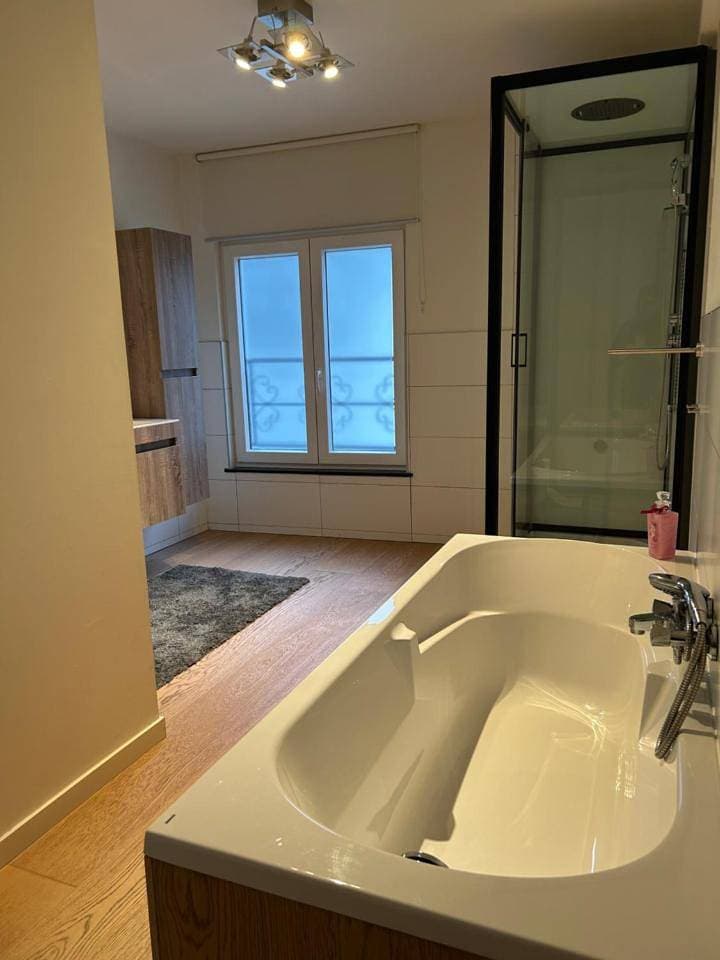 Foto 10 von 10: Double Room with Private Bathroom