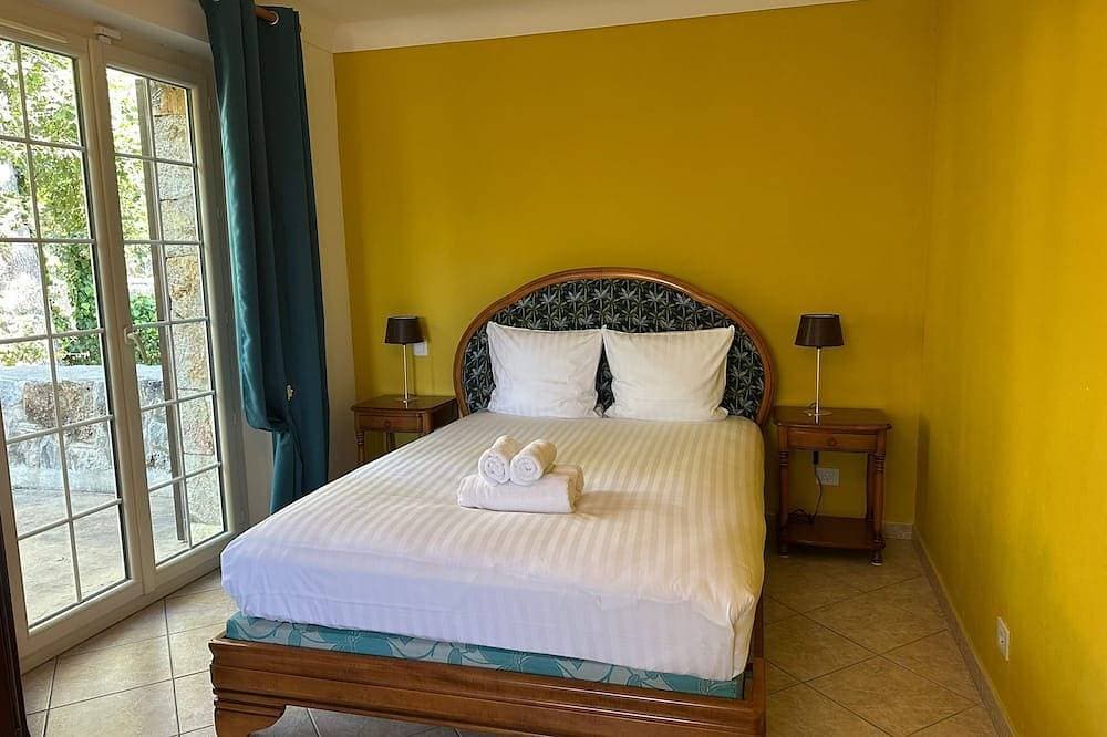 Foto 4 von 25: Magnificent stone villa near Grasse, Mougins, Cannes...