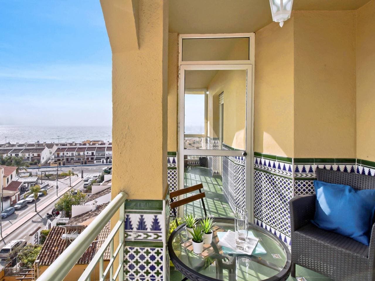 Foto 8 von 25: Ferienwohnung für 4 Personen mit Meerblick