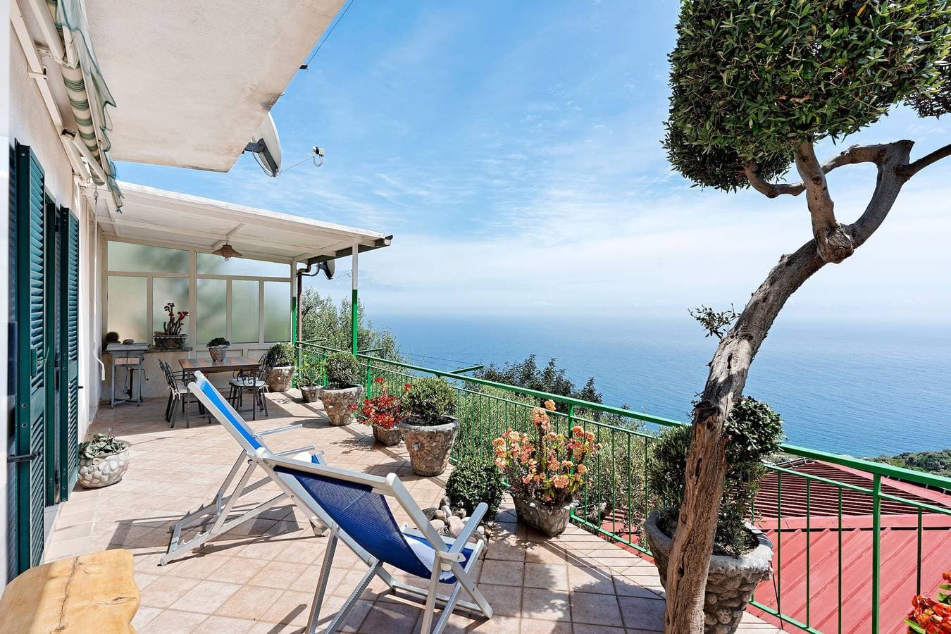 Foto 4 von 30: Ferienwohnung 'Ulivello House' mit Meerblick, WLAN und Klimaanlage
