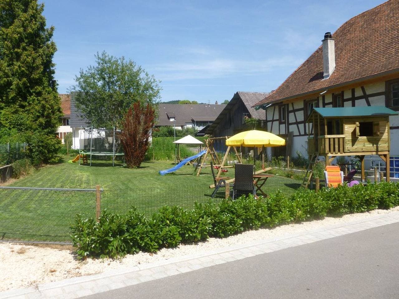 Foto 10 von 19: Gemeinschaftsgarten und Wi-Fi