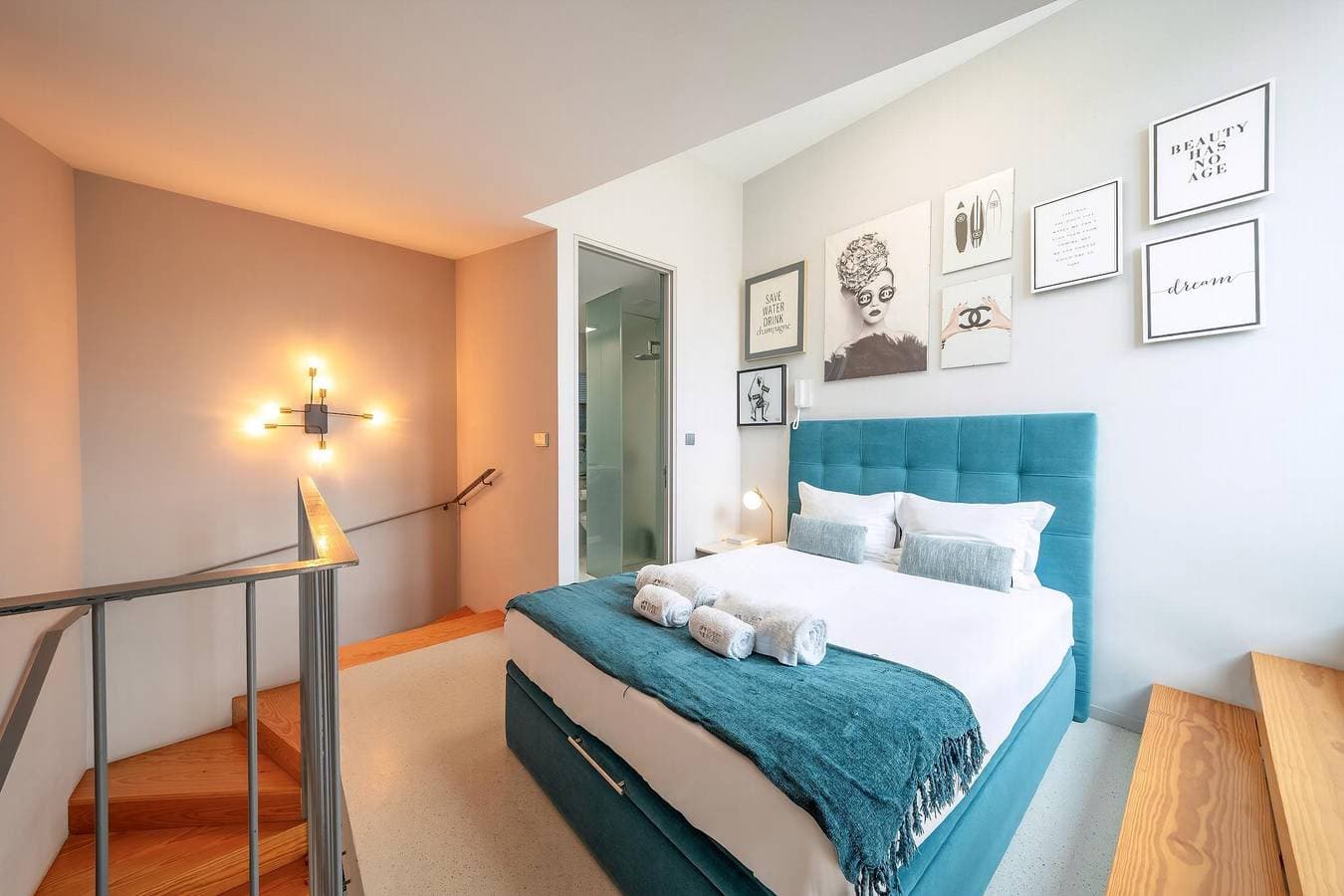 Foto 3 von 32: Ferienwohnung für 2 Personen mit Balkon