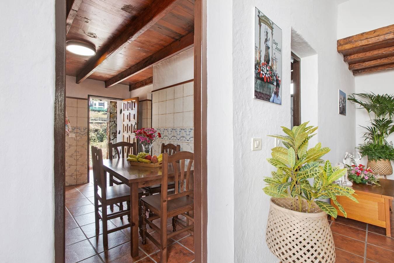 Foto 4 von 33: Ferienwohnung Los diablitos 1A – Familienfreundlich, Bergblick, Terrasse & WLAN