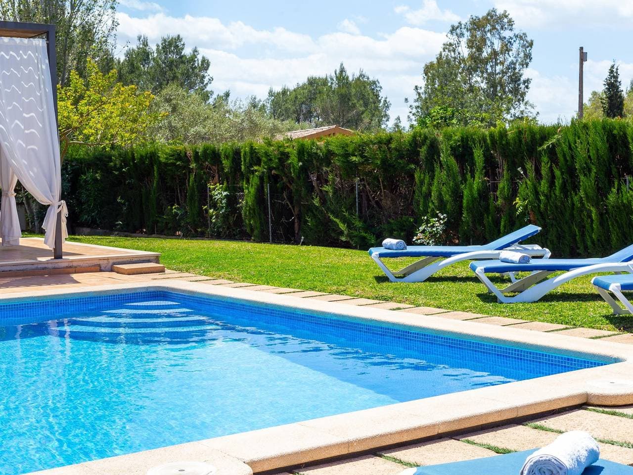 Foto 7 von 43: Vaumera F - Schöne Villa mit privatem Pool