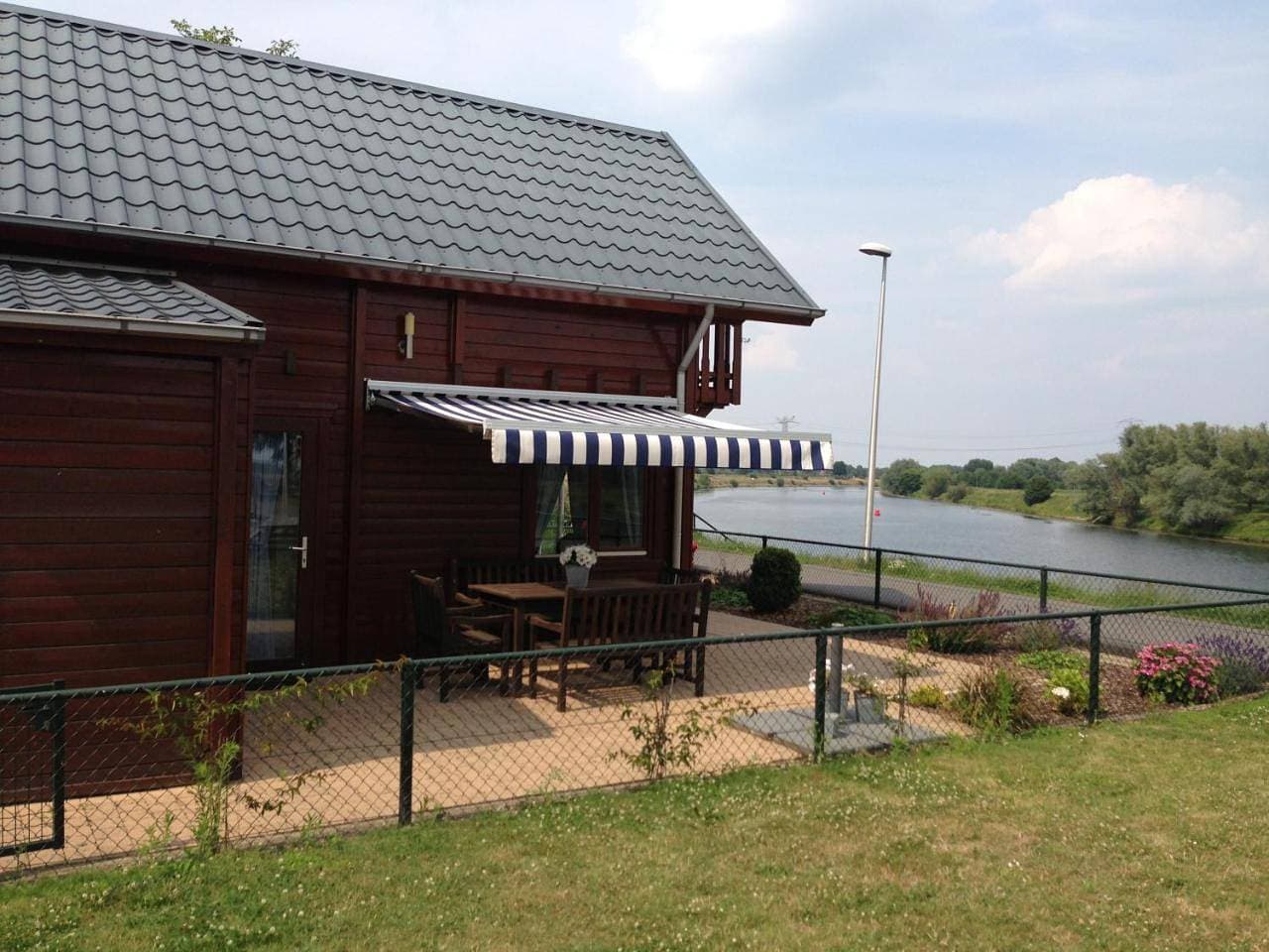 Foto 9 von 19: Three-Bedroom Cottage