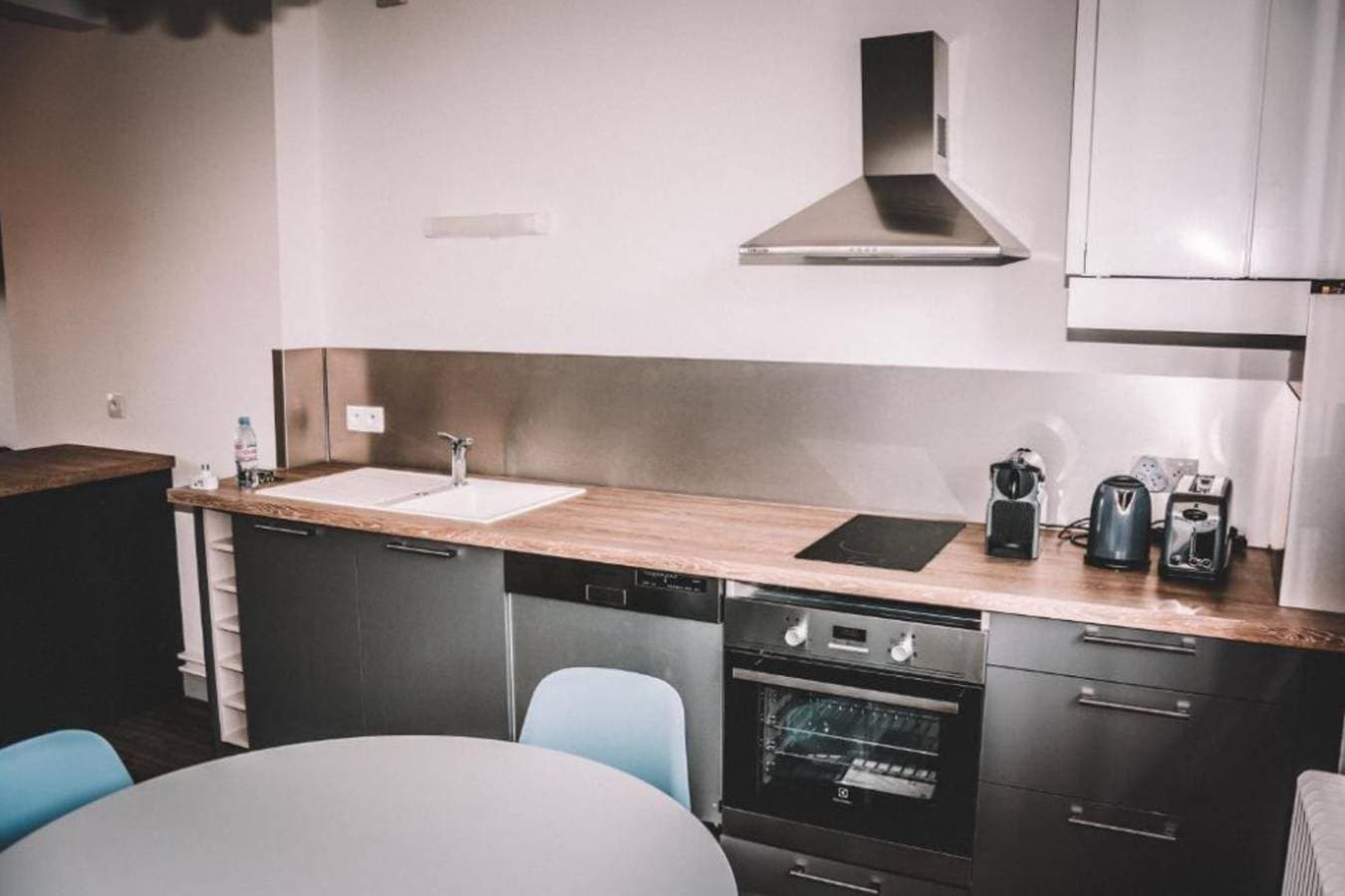 Foto 3 von 12: Ferienwohnung für 4 Personen mit Garten