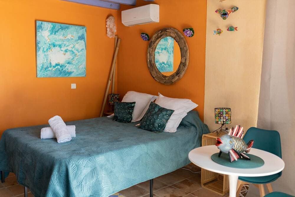 Foto 2 von 11: Studio L'Annexe with shared pool