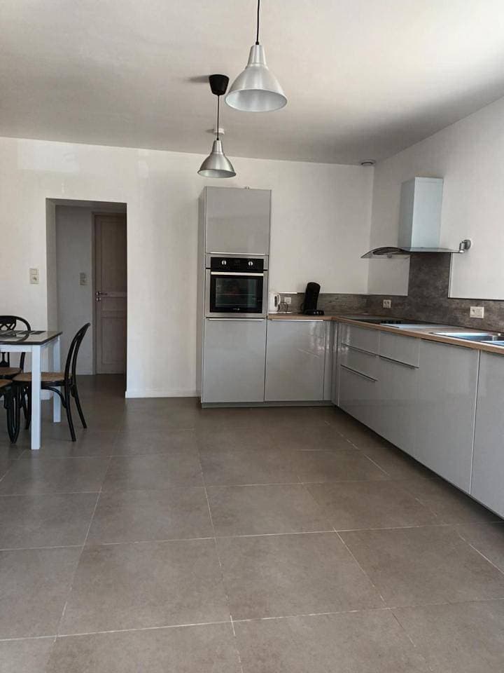 Foto 12 von 33: Three-Bedroom House