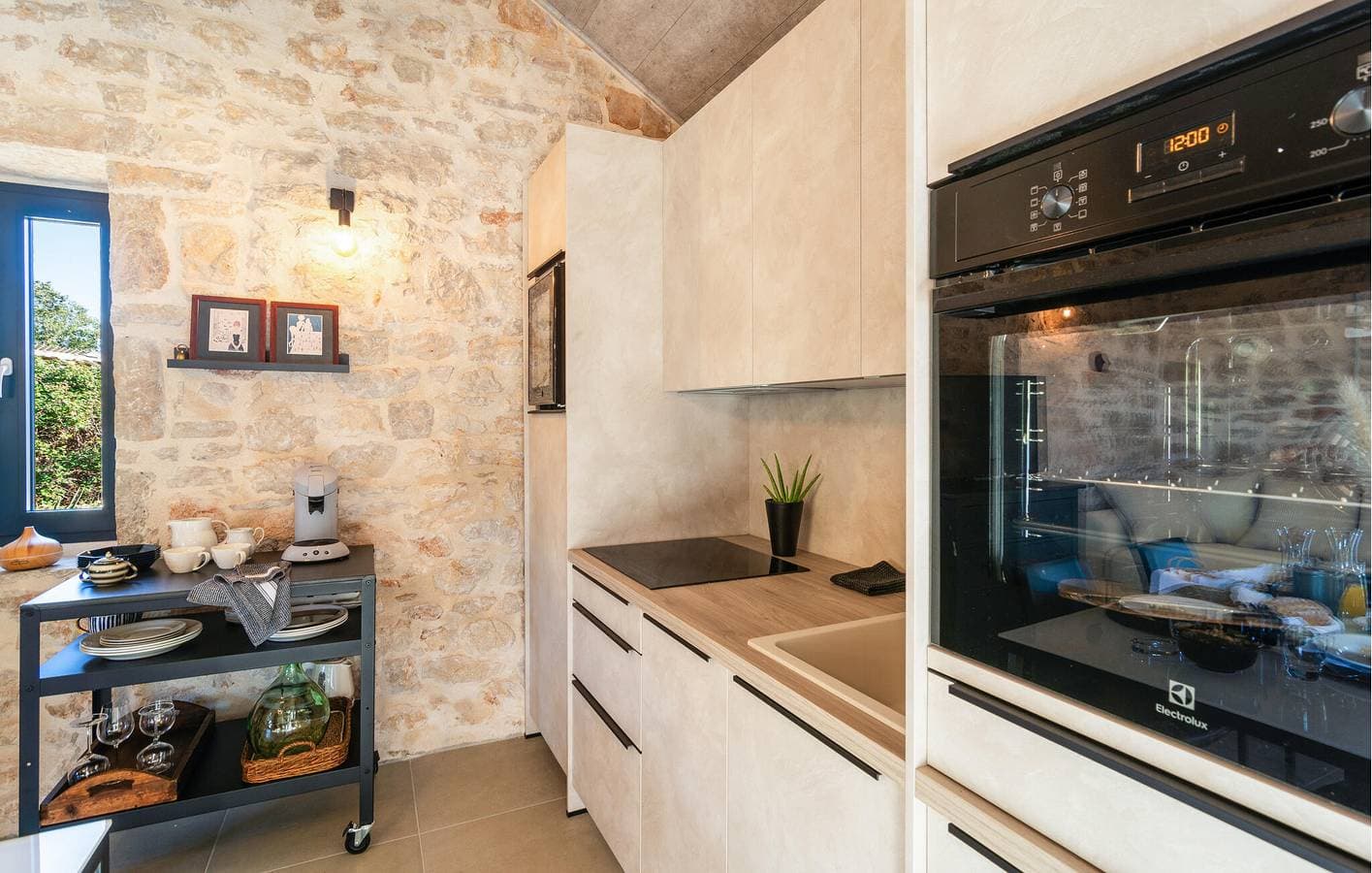 Foto 12 von 24: Gemütliche 2-Zimmer-Wohnung mit Pool, in der Nähe von Gdinj und der Küste