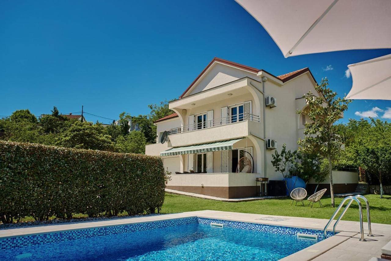 Villa MontAnja 1