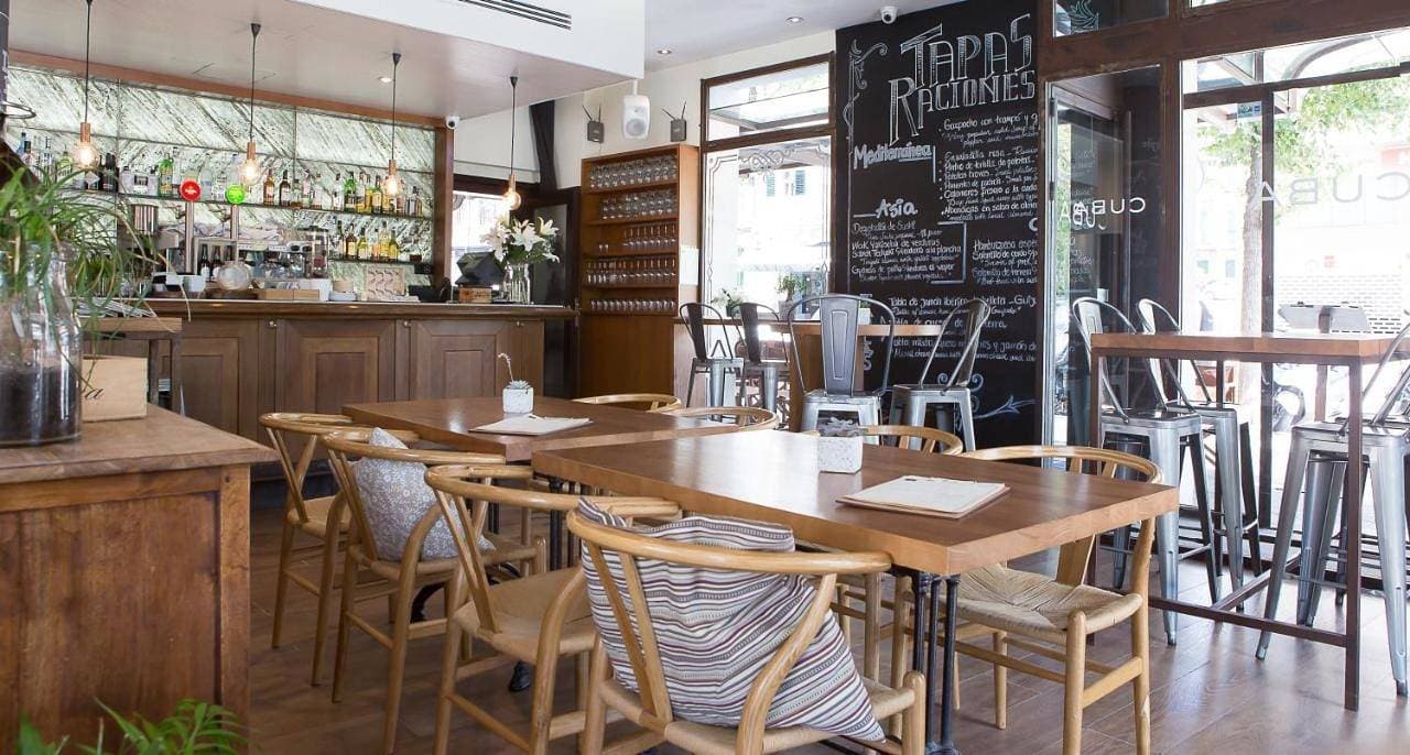 Foto 12 von 67: Hotel für 10 Personen mit Terrasse