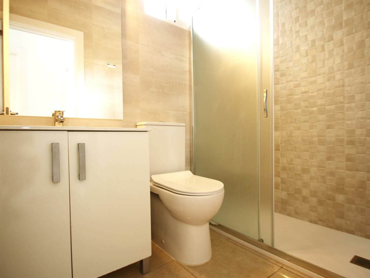 Foto 9 von 30: Geräumige Wohnung, Klimaanlage, Meerblick - 4 bis 6 Pers.