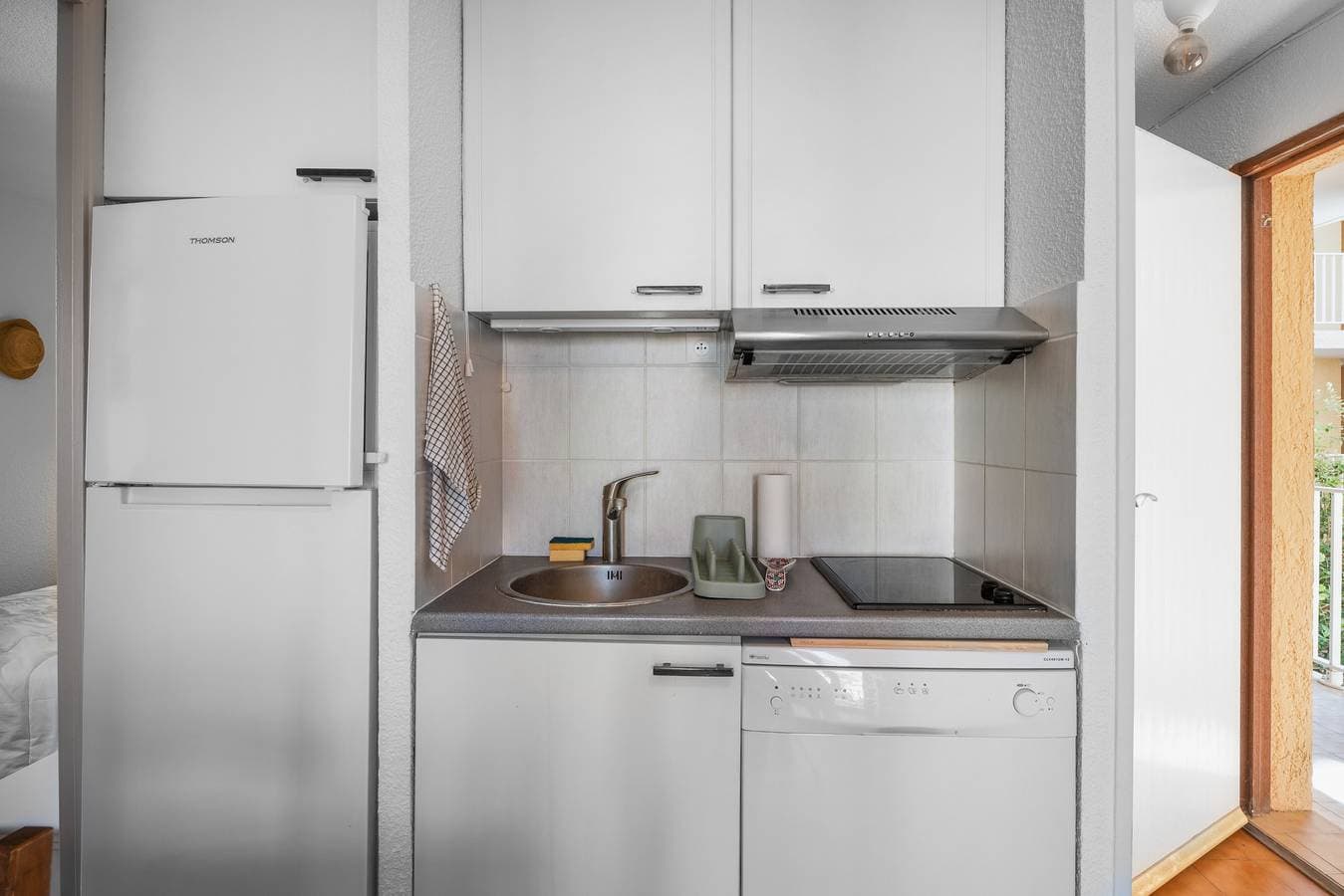 Foto 4 von 19: Appartement „T2 Cabine im Domaine de la Coudoulière“ mit Gemeinschaftspool & Balkon