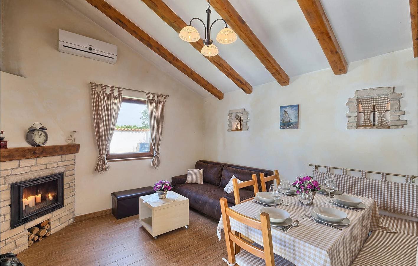 Foto 4 von 47: Gemütliche 1-Zimmer-Wohnung mit Pool, WLAN und Parkplatz in der Nähe der Küste von Ližnjan