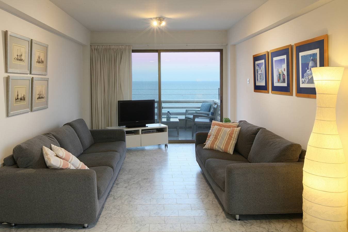 Foto 3 von 15: Ferienwohnung für 4 Personen mit Balkon/Terrasse