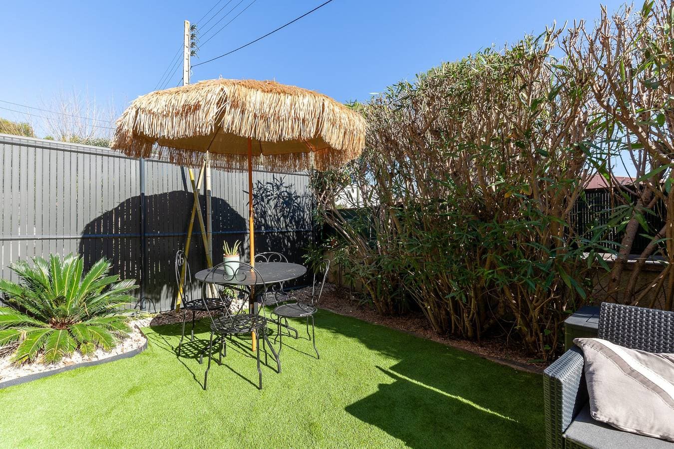 Foto 4 von 32: Ferienwohnung 'Le Cytharis A 10 Mn De La Mer' mit Privatterrasse, Wi-Fi und Klimaanlage