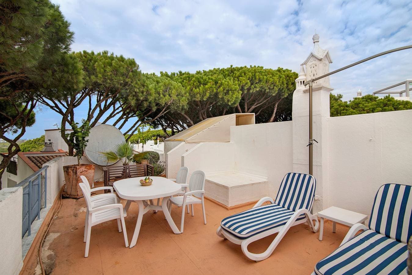 Foto 3 von 24: Villa „Apple“ mit Meerblick, WLAN und Klimaanlage