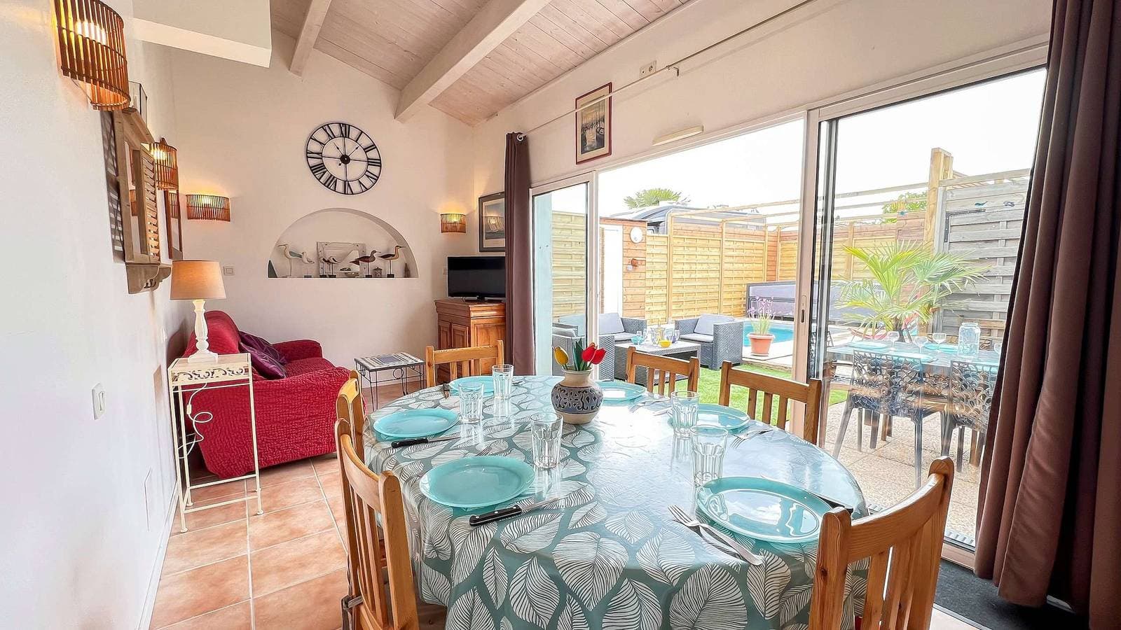 Foto 4 von 16: Ferienwohnung für 7 Personen mit Pool