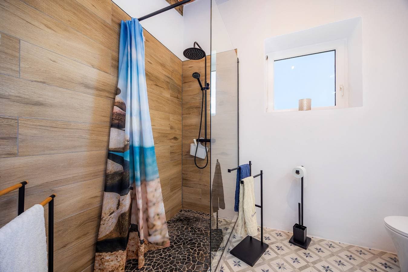 Foto 12 von 24: Ferienwohnung "Junior Suite Adults Only Mallorca" mit Bergblick, Gemeinschaftspool & Wi-Fi