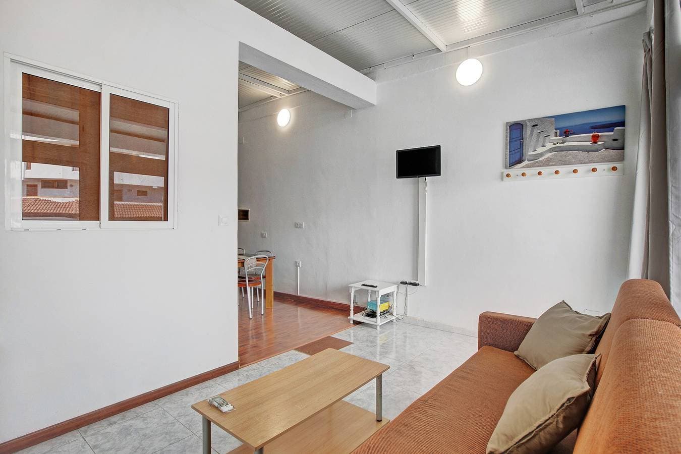 Foto 10 von 27: Ferienwohnung 'Apartamento Costa Adeje' mit privater Terrasse, WLAN und Klimaanlage