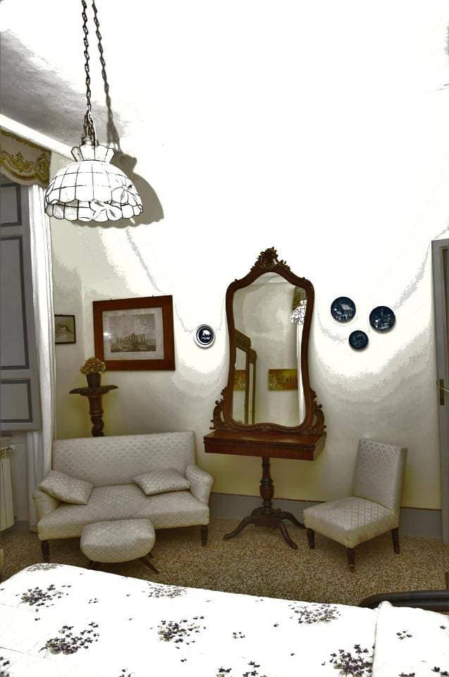 Foto 9 von 9: Double Room with Private Bathroom