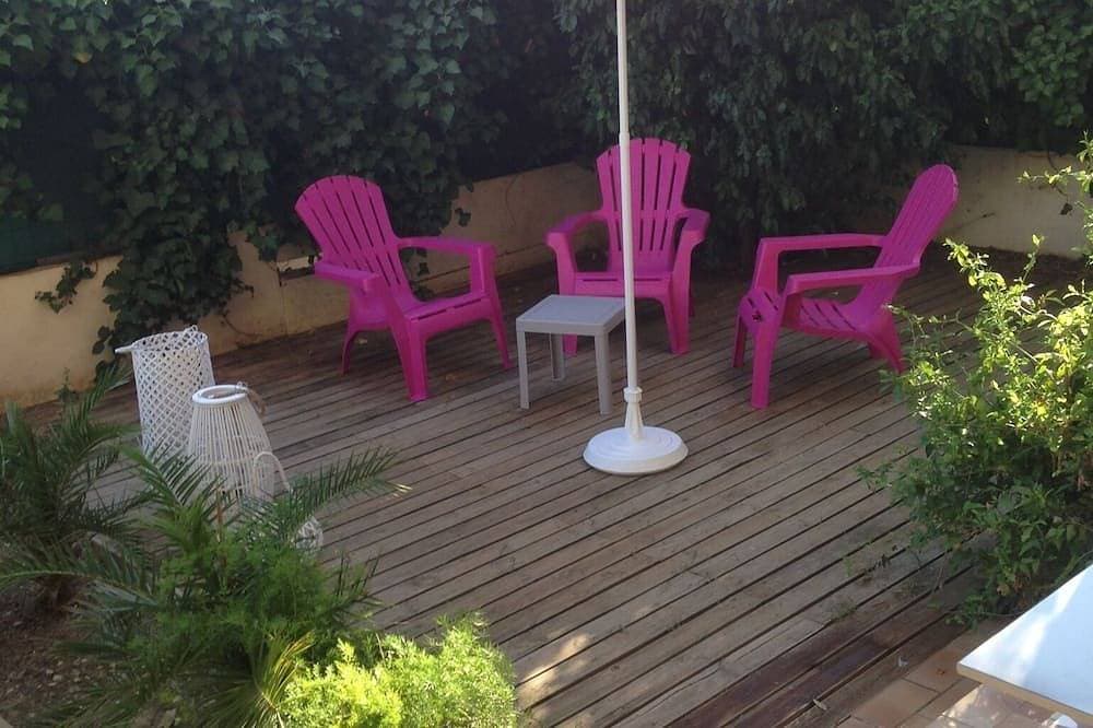 Apartment-Klassisch-Ensuite mit Bad-Gartenblick 1