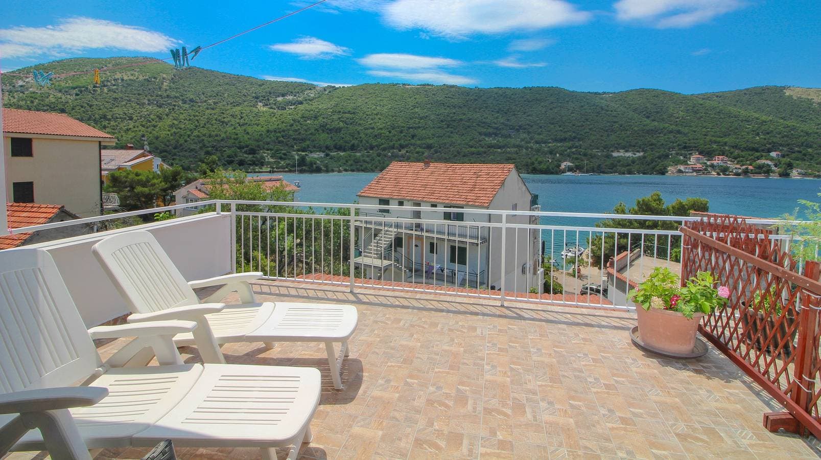 Foto 11 von 12: Studio Appartement am Strand Grebastica, Sibenik -a