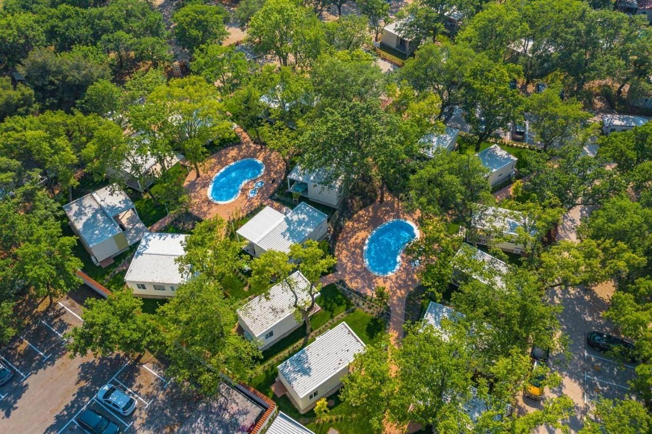 Foto 4 von 12: Premium Mobile Home Pool view (2+1)
