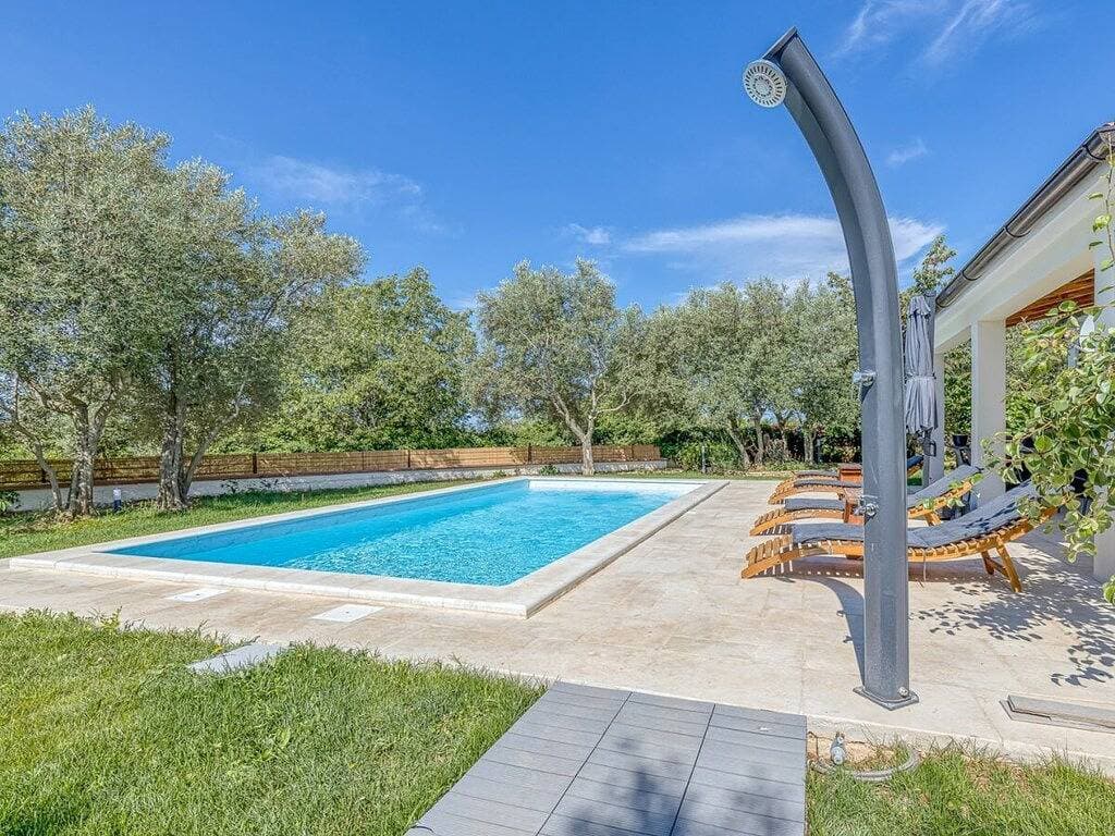 Foto 8 von 34: Agatta mit privatem Pool