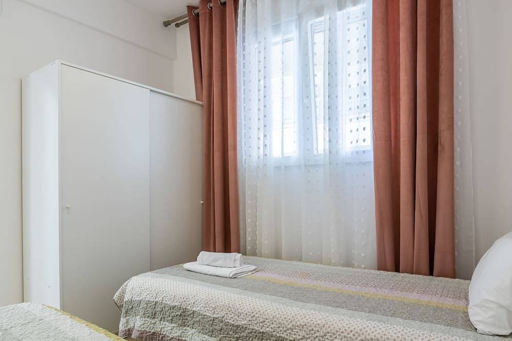 Foto 4 von 30: Inftour Arenal Playa y Sol Apartamento