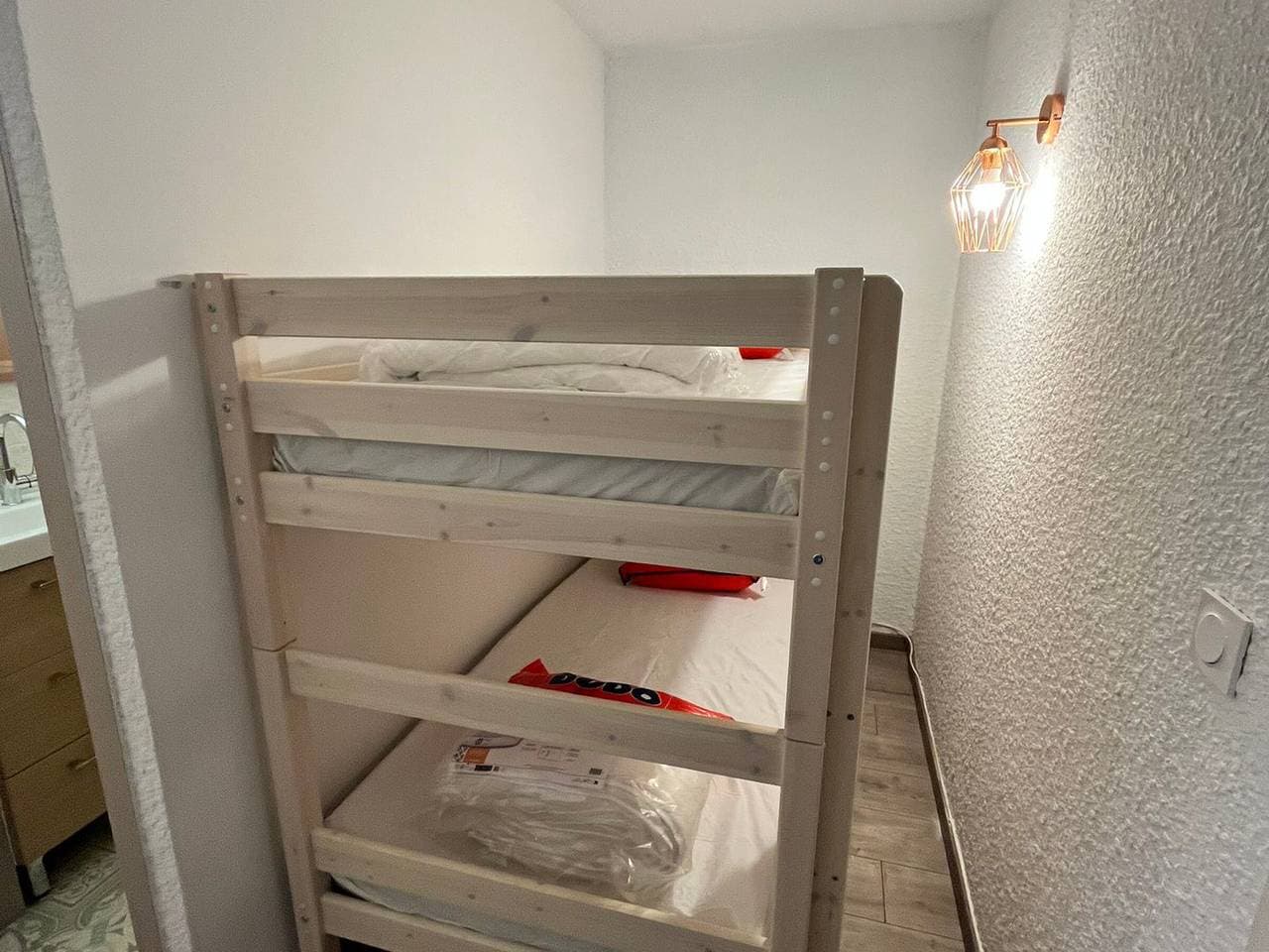 Foto 13 von 15: Renoviertes Studio mit Balkon, Privatparkplatz, nahe Pisten - 4 Pers