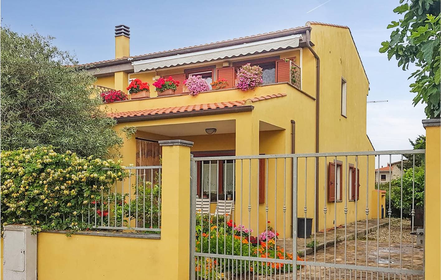 Komfortable 80-qm-Wohnung in der Nähe von Restaurants und Fluss 1