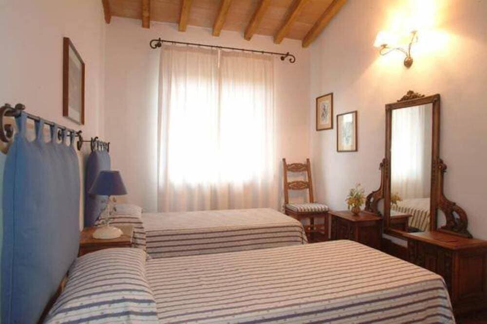 Foto 2 von 30: Ferienwohnung - Montemerano